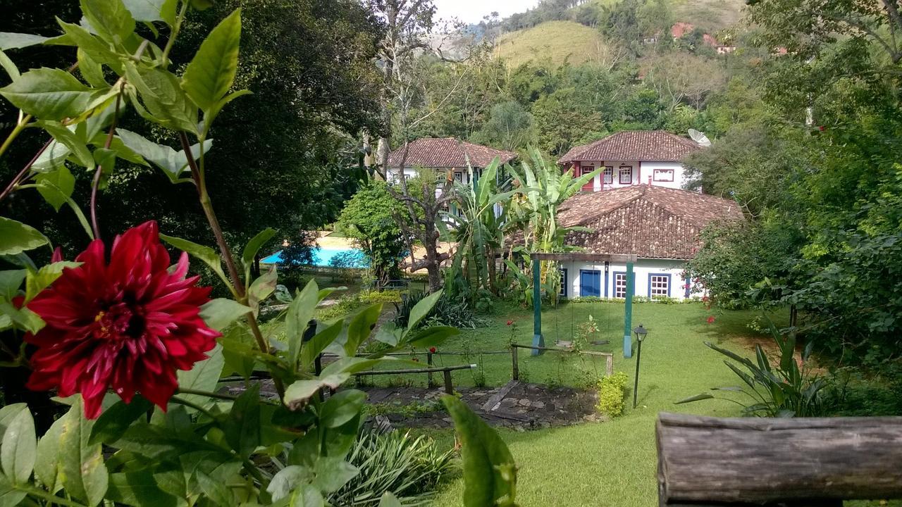 Hotel Solar Dos Montes Santana dos Montes Luaran gambar