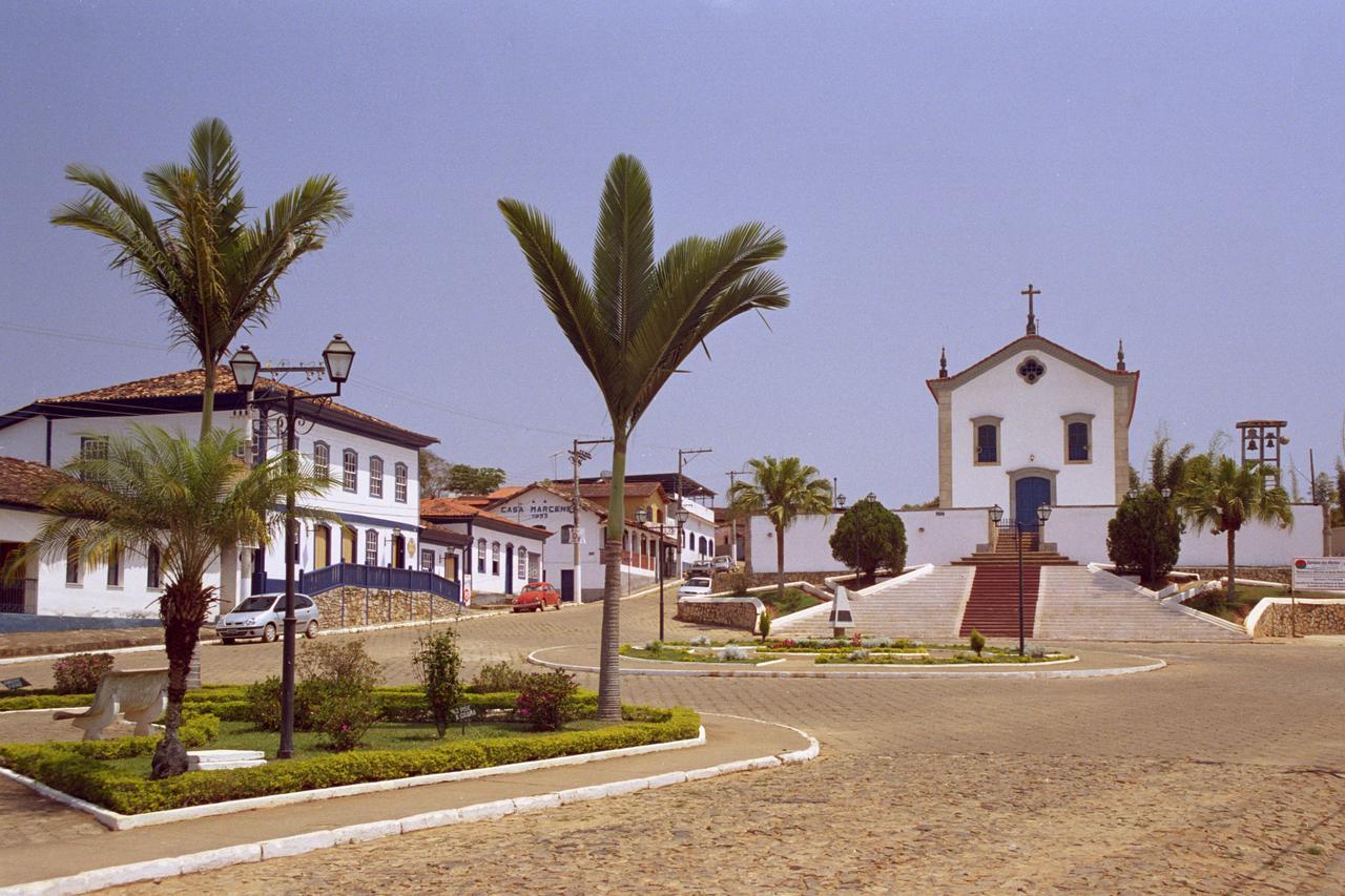 Hotel Solar Dos Montes Santana dos Montes Luaran gambar